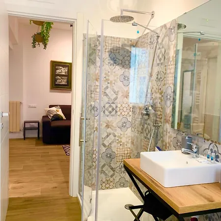 - La Casetta Di Anna